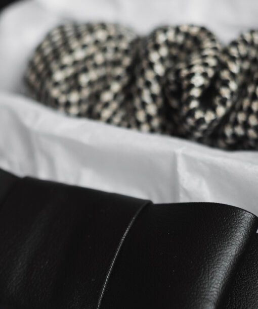 Alternative view of Plaukų lankelio ir segtukų rinkinys