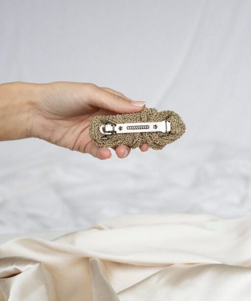 Alternative view of Aukso spalvos plaukų segtukas