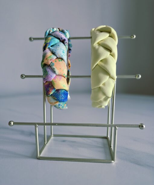 Alternative view of Spalvingas lankelis plaukams