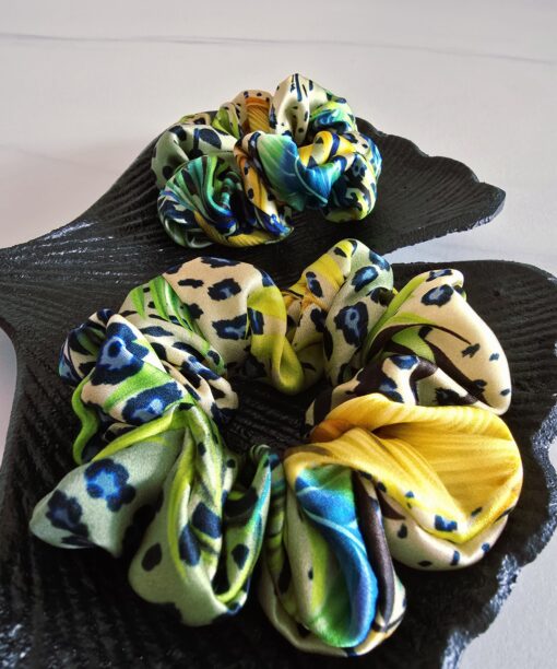 Alternative view of Ryškių spalvų plaukų gumelė